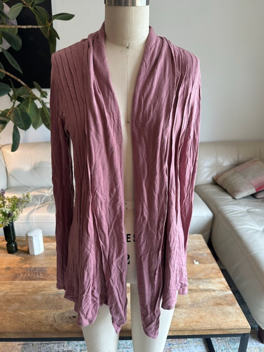 Two Timing Cardigans size L - Picture 2 of 9